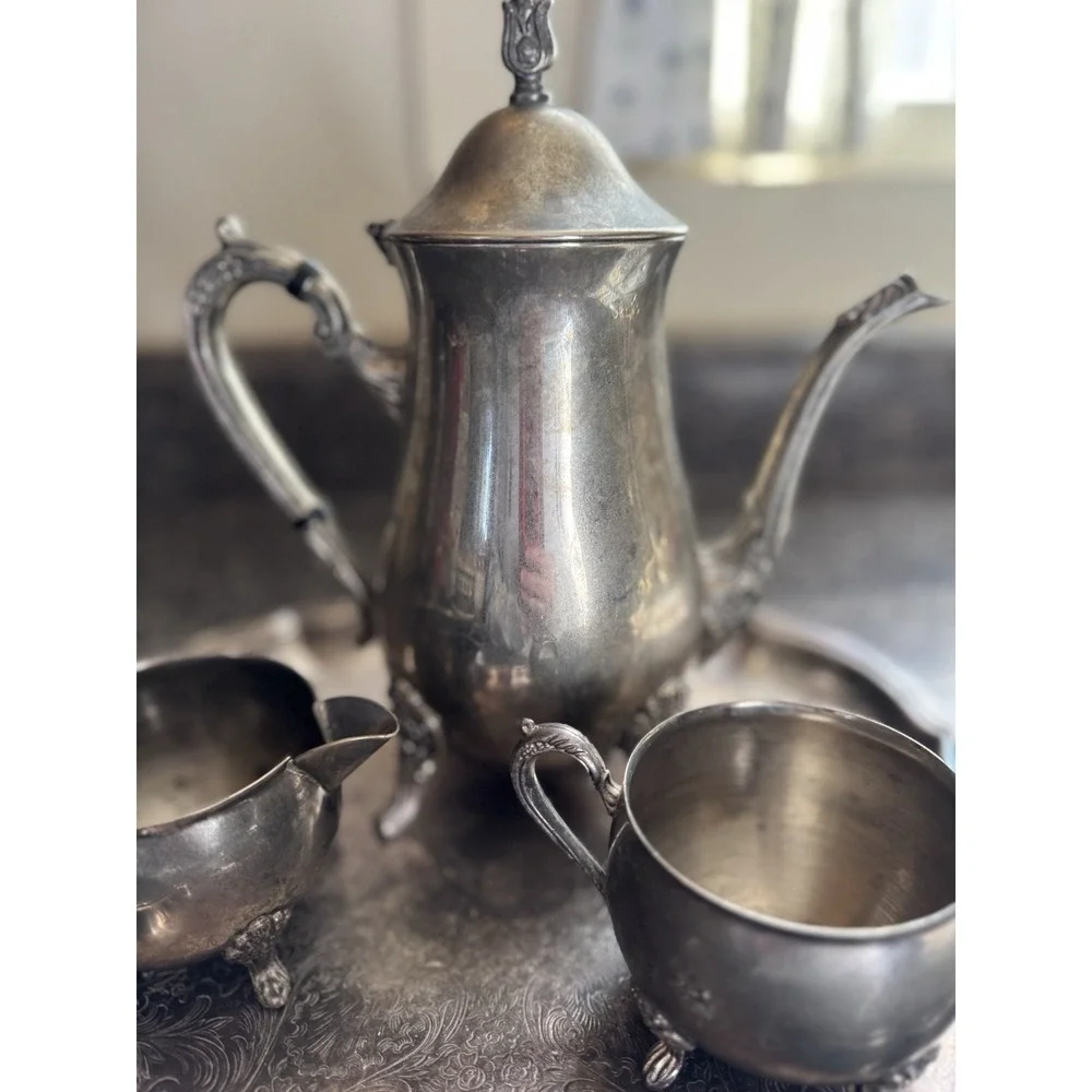 Vintage International Silver Co Silver‎ Plate Coffee Tea Set Classic Footed
